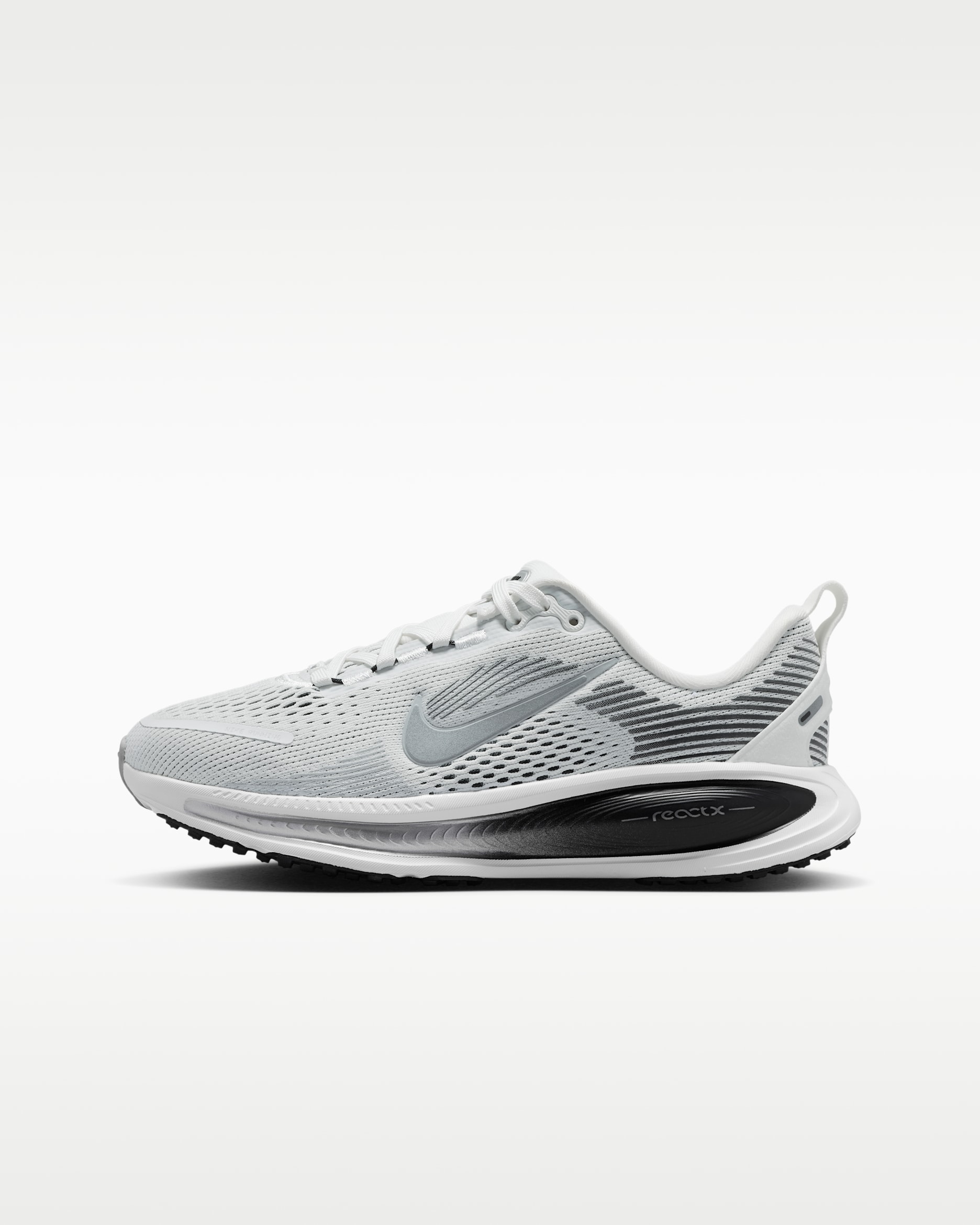 Nike Vomero 18 Genç Çocuk Koşu Ayakkabısı. Nike TR
